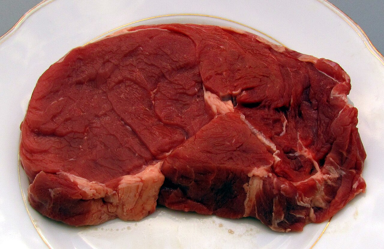 Viande de bœuf — bœuf 100 % français chez le boucher à Tourville-la-Rivière